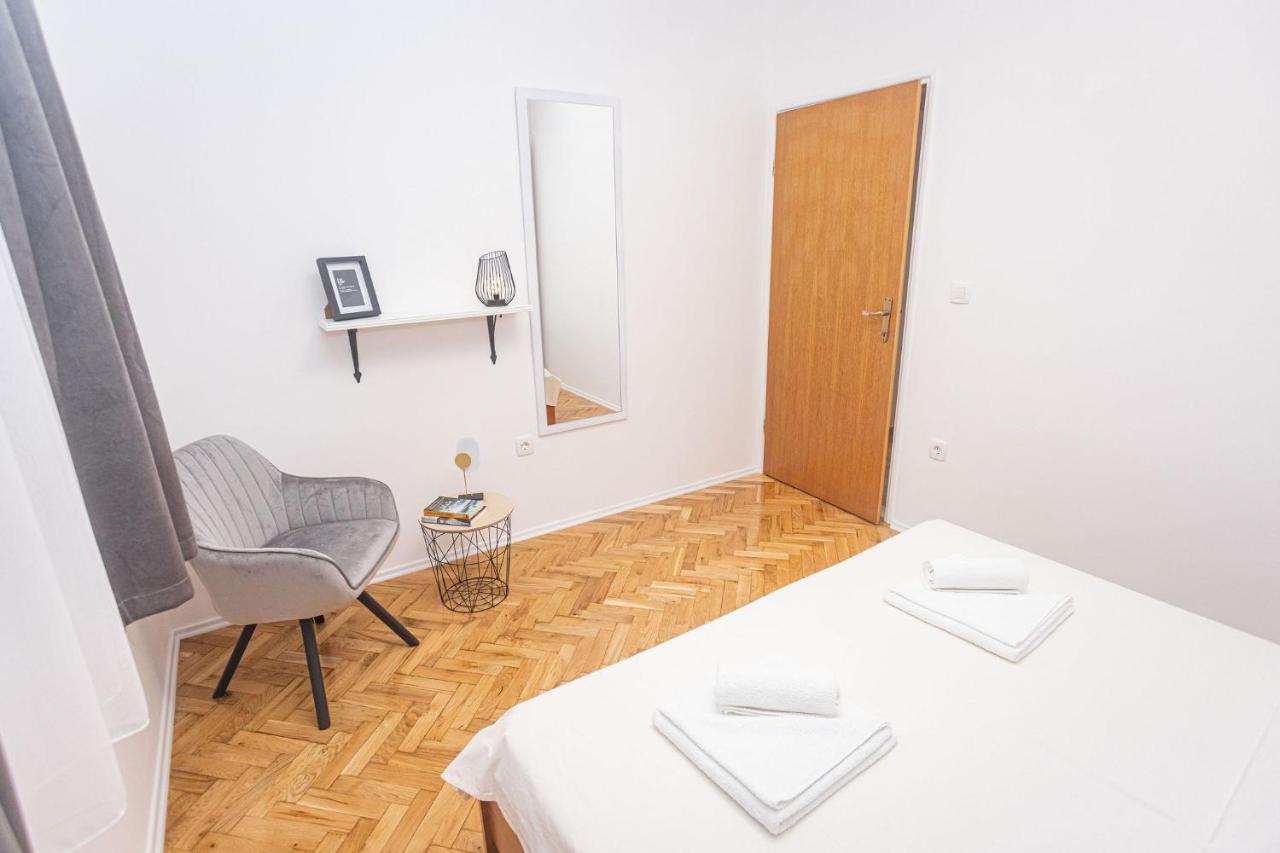 Apartments Veronika 特罗吉尔 外观 照片