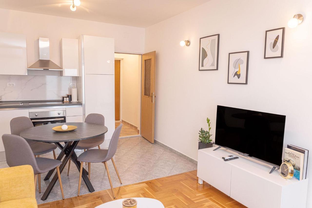 Apartments Veronika 特罗吉尔 外观 照片